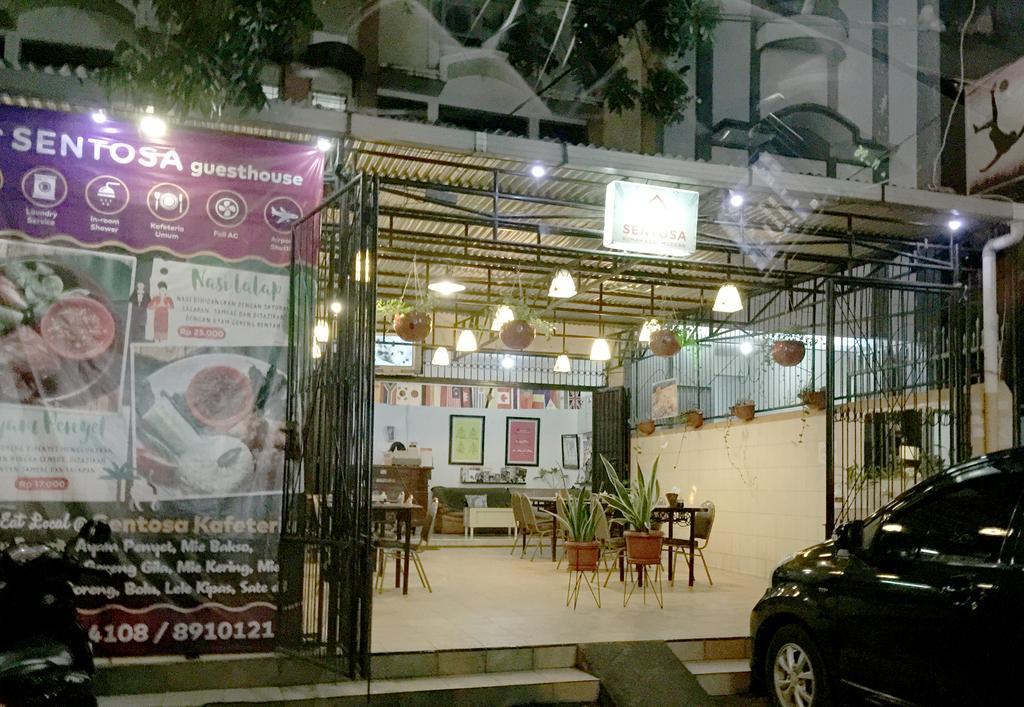 Wisma Sentosa Макасар Екстериор снимка